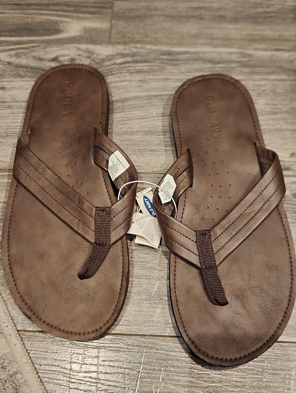 Old Navy Brown Faux-Leather Thong Sandals Sz 10-11